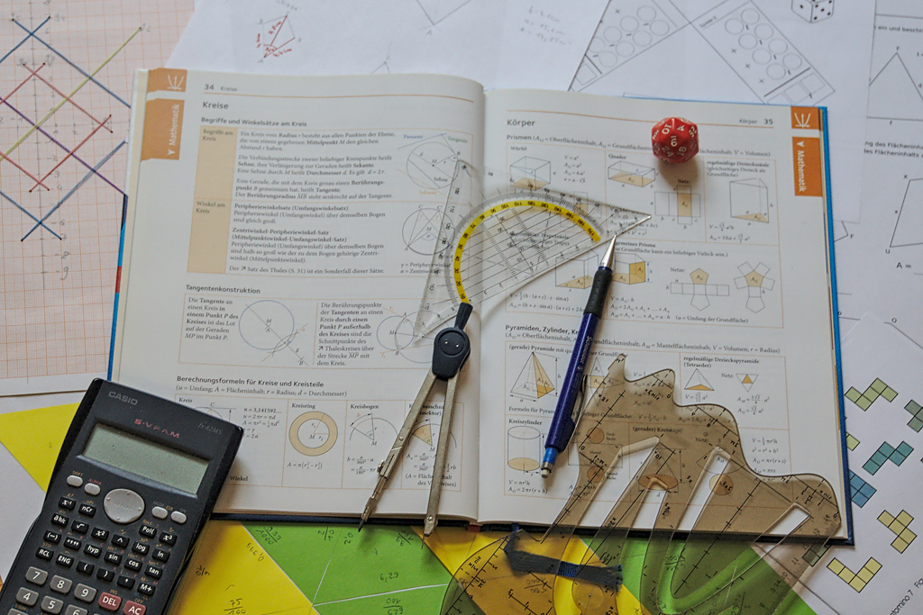 Landeswettbewerb Mathematik Sachsen – Wir sind dabei! Landeswettbewerb Mathematik Sachsen – Wir sind dabei!